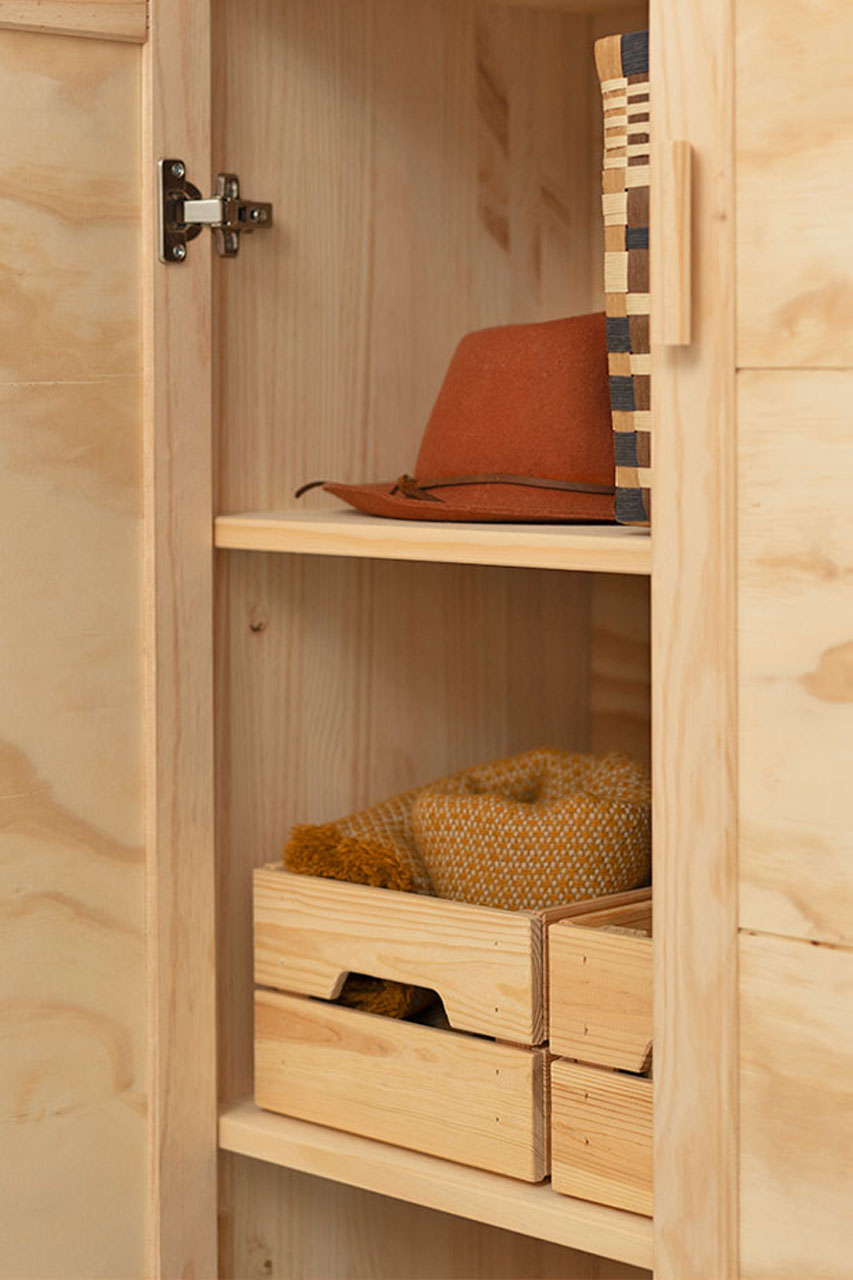 Imagen de ambiente 4 para:Armario bajo de madera natural y ecológica